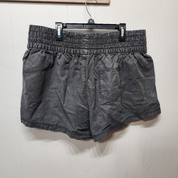 Aerie Shorts Large Elastic Waist Charcoal Gray‎ Black Pull On Casual Summer C455 - Picture 2 of 4